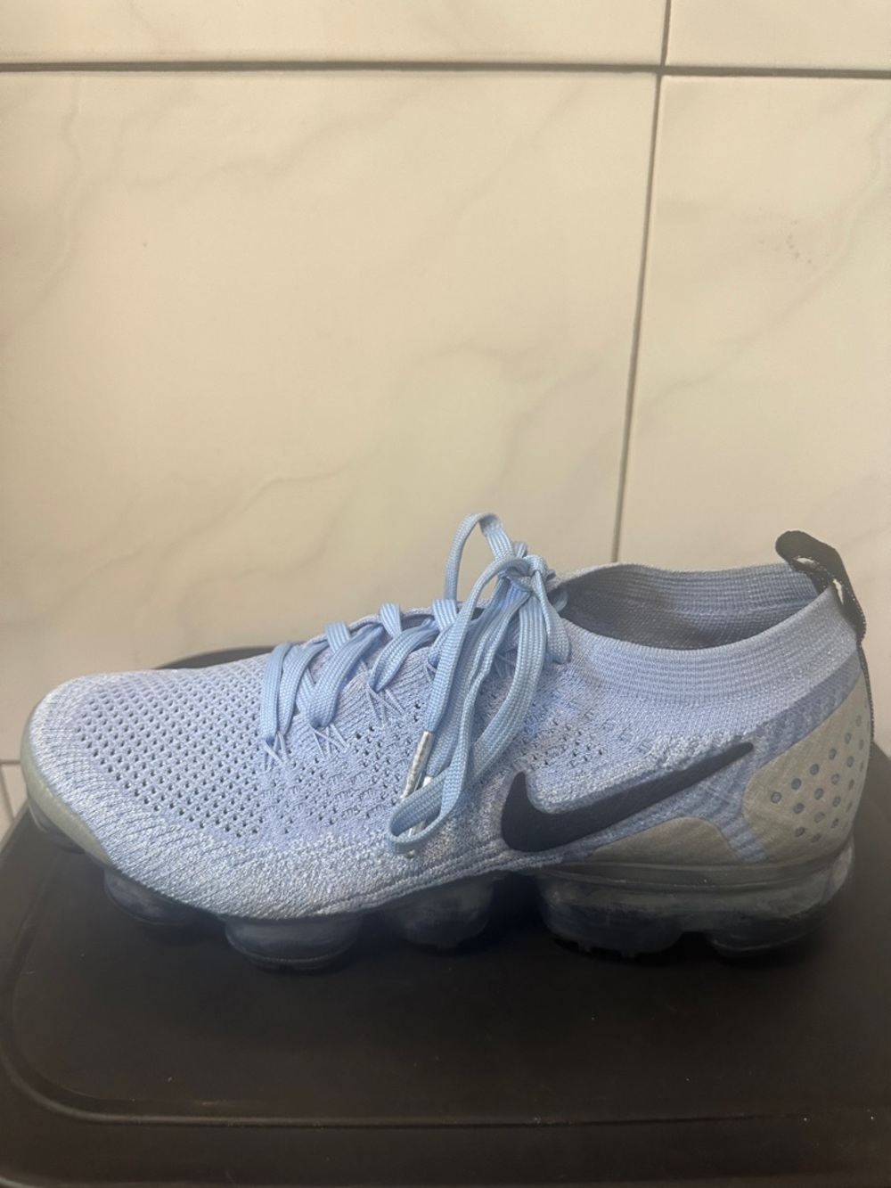 Nike Air VaporMax Flyknit 2 - Picture 8 of 14